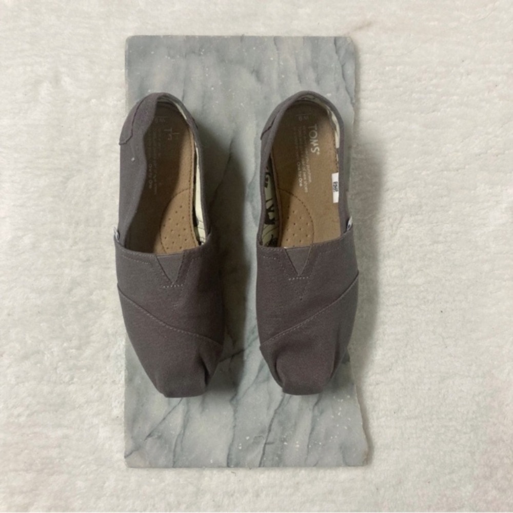 Toms Classic Slip On Shoes Light Brown Taupe Size 9